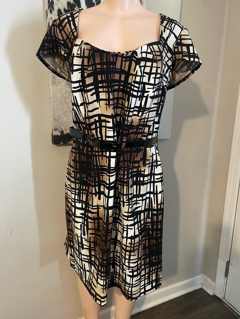Olivia Matthews knee length cocktail Geo pattern dress w belt sz 16 Fall outfit